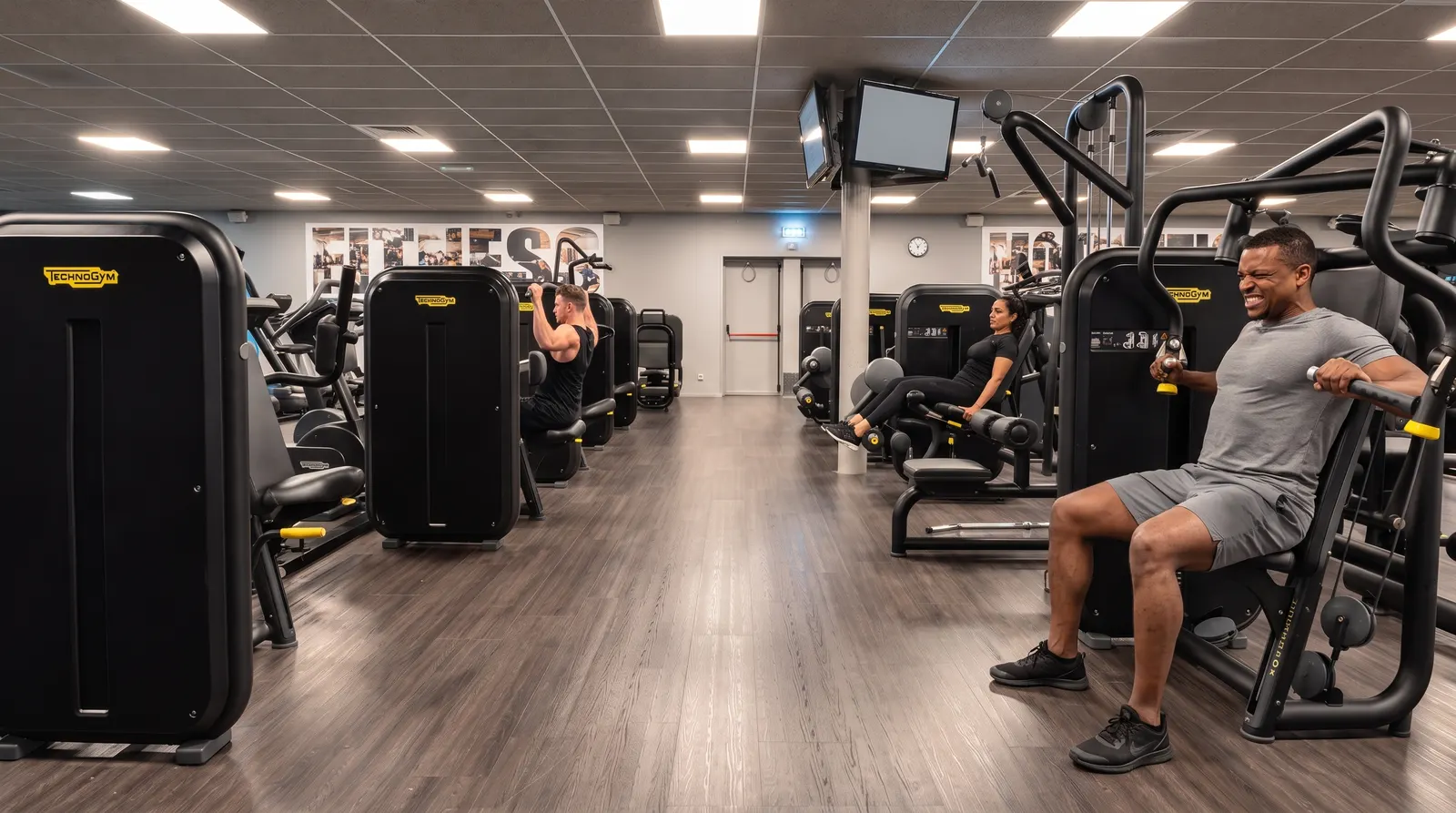 Explosief trainen op de fitnessvloer van De Kloek Fitness